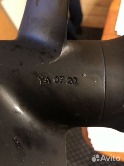 Винт для мотора