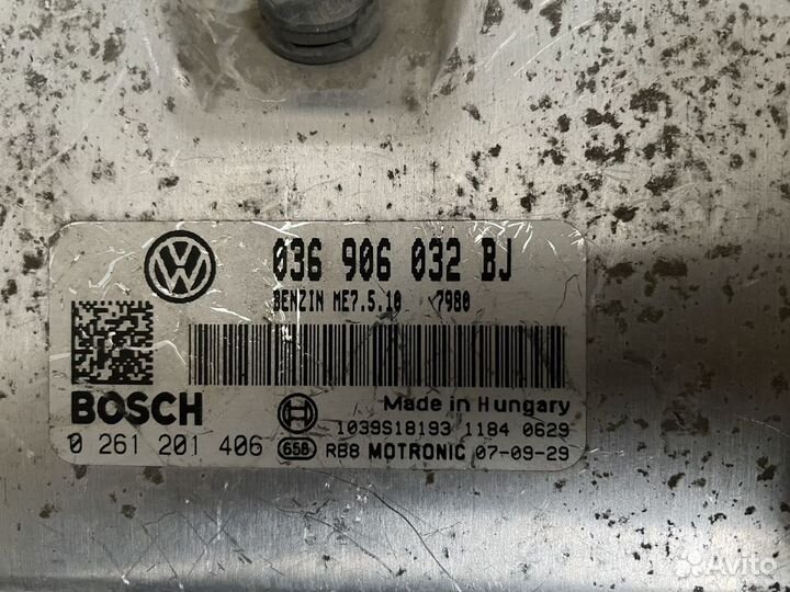 Блок кправления двигателем Skoda Octavia A4/A5