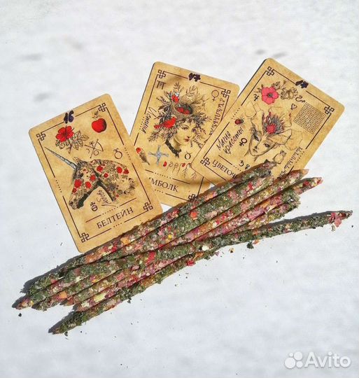 Любовные свечи с лепестками чайной розы, травами