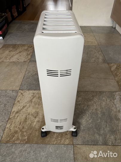 Масляный радиатор б/у DeLonghi тип 061521