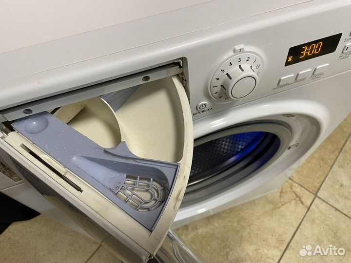 Стиральная машина Hotpoint Ariston I Узкая 5кг