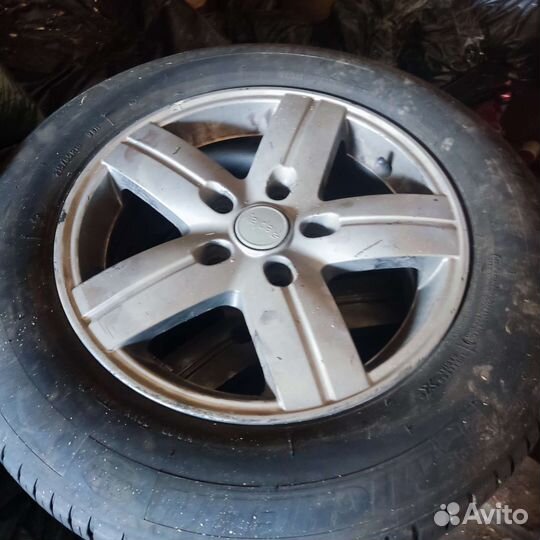 Michelin Energy XM2+ 215/65 R16