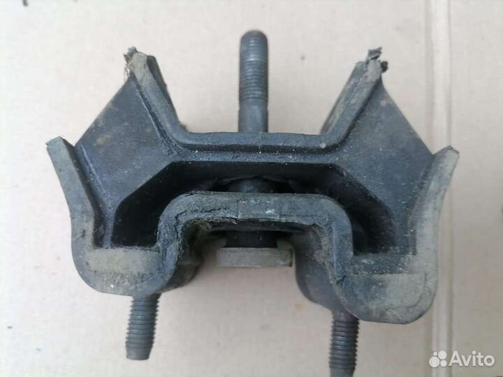 Опоры двигателя на мерседес ML 163