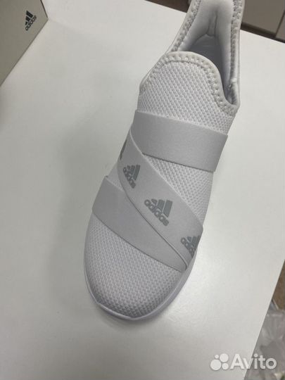 Кроссовки adidas новые женские оригинал 38