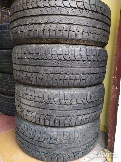 Michelin Latitude X-Ice 235/55 R18 100T