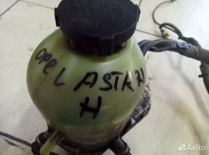 Насос гидроусилителя Opel Astra H 2004-2015