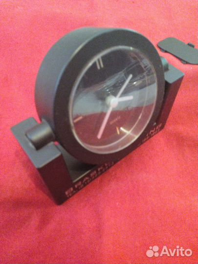 Настольные часы Кварц