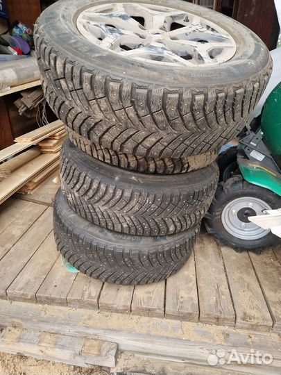 Диски оригинальные subaru forester шинами michelin