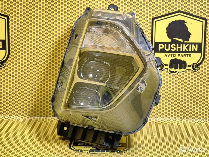 Фара левая Hyundai Santa Fe