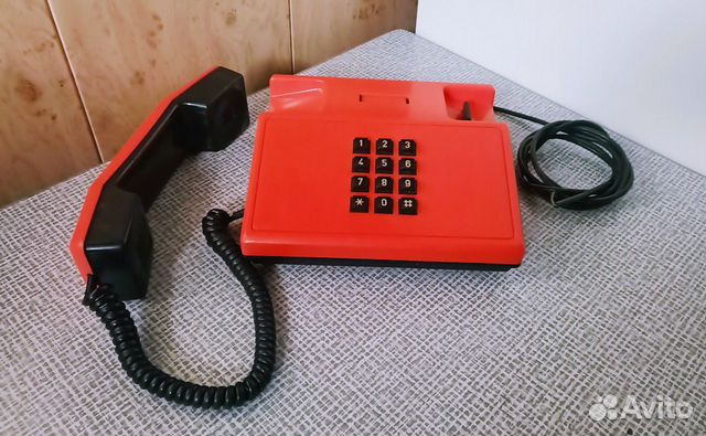 Проводной телефон - импорт- Болгария, 1994г объявление продам