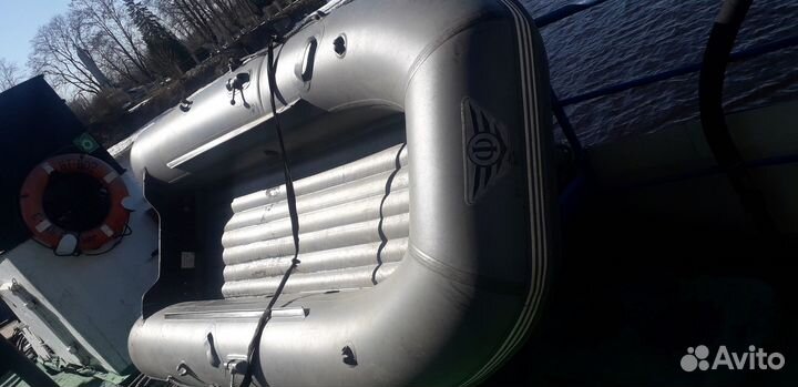 Лодка Флагман 320 нднд