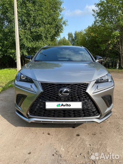 Lexus NX, 2020