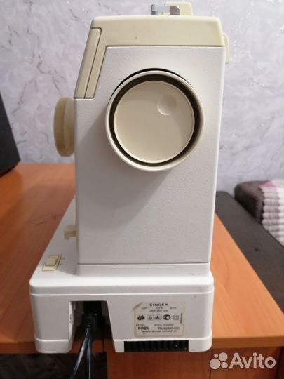 Швейная машина singer