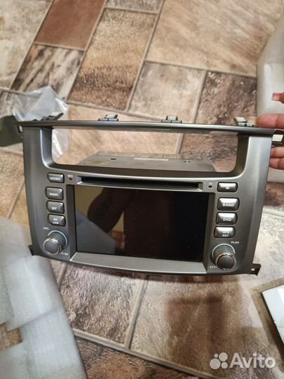 Магнитола в штатное место Toyota Land Cruise