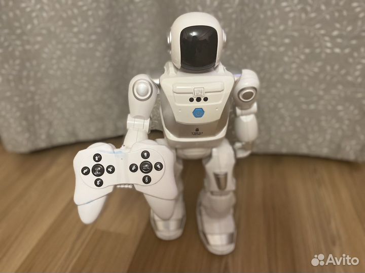 Игрушка робот