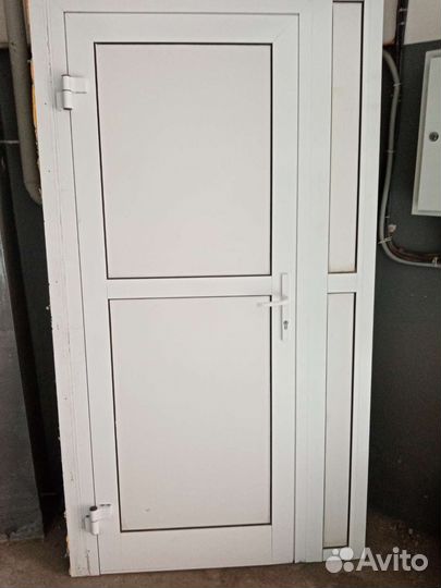 Дверь входная пвх бу