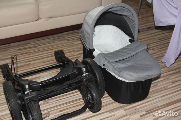 Коляска 2 в 1 baby jogger city select