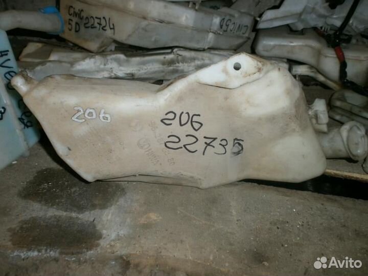 Бачок омывателя Peugeot 206