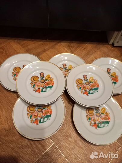 Тарелки,чашки