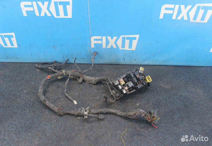 Блок предохранителей Mitsubishi Galant (Митсубиси