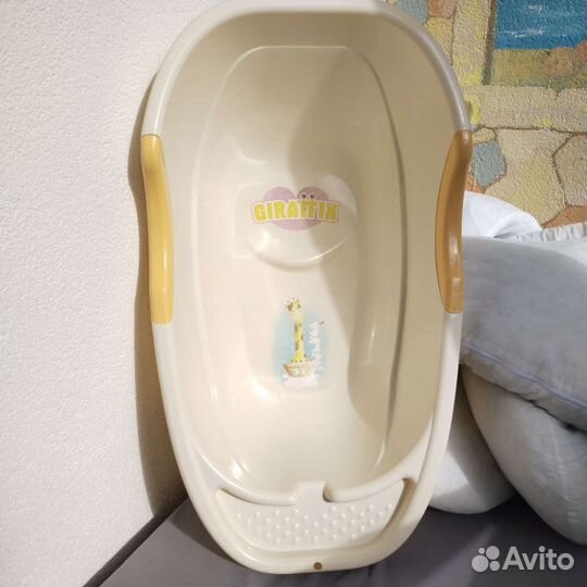 Ванночка для купания и горшок