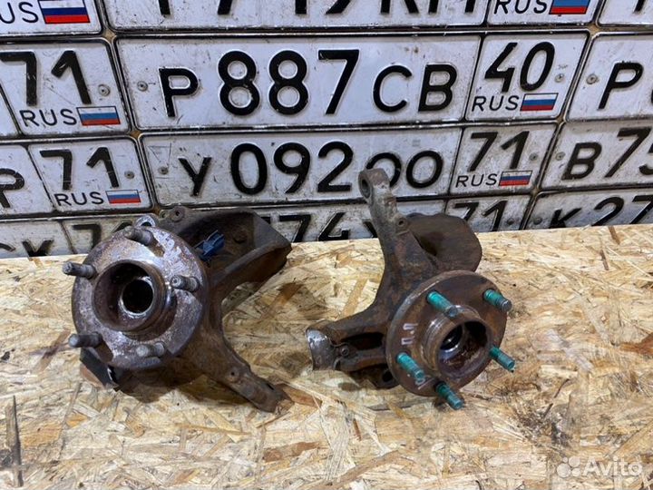 Кулак поворотный передний Ford Focus универсал 1.8