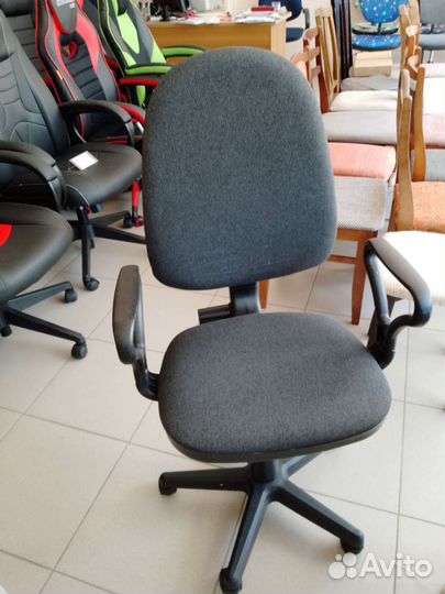 Компьютерное кресло
