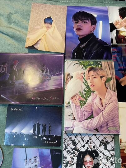 Карточки и значки Kpop