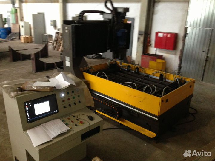 Сверлильный станок автоматический