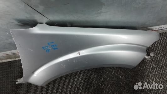 Крыло переднее правое nissan navara D40 (LEA26EC01