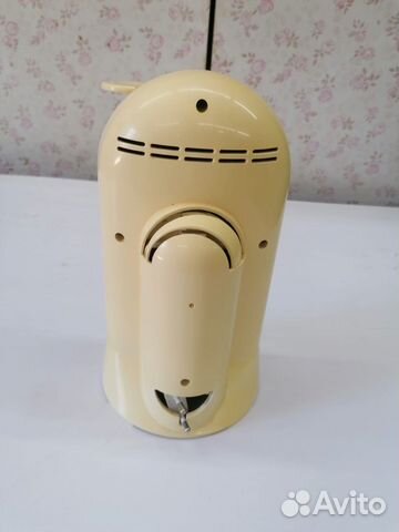 Электрическая открывашка для консервов и ножеточка