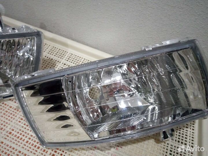 Фары на toyota corolla