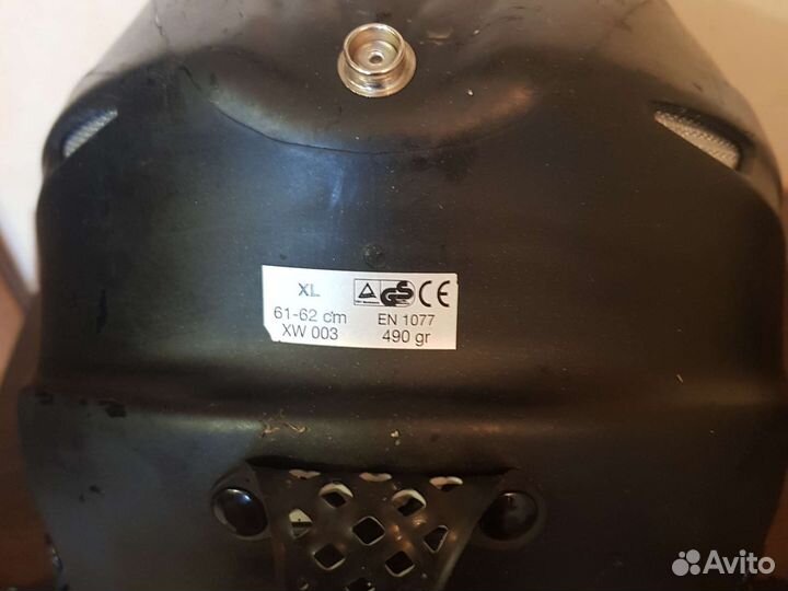 Горнолыжный шлем Uvex