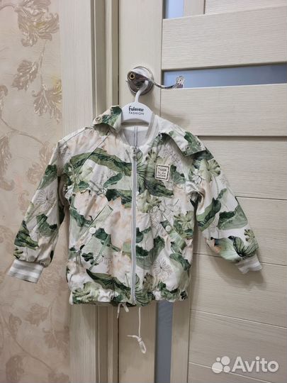 Ветровка для девочки 98