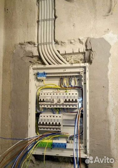 Услуги электрика.Монтаж любой сложности