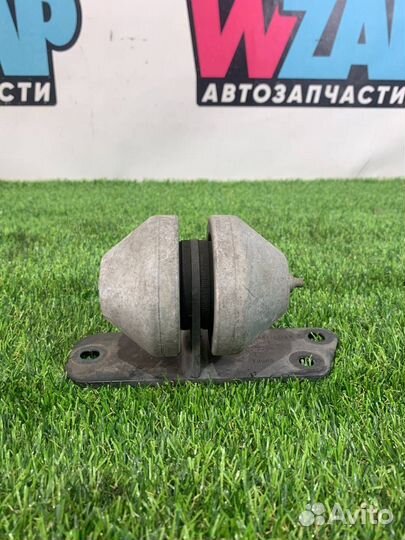 Кронштейн балки Ford Mustang 6 S550 рест. 2020