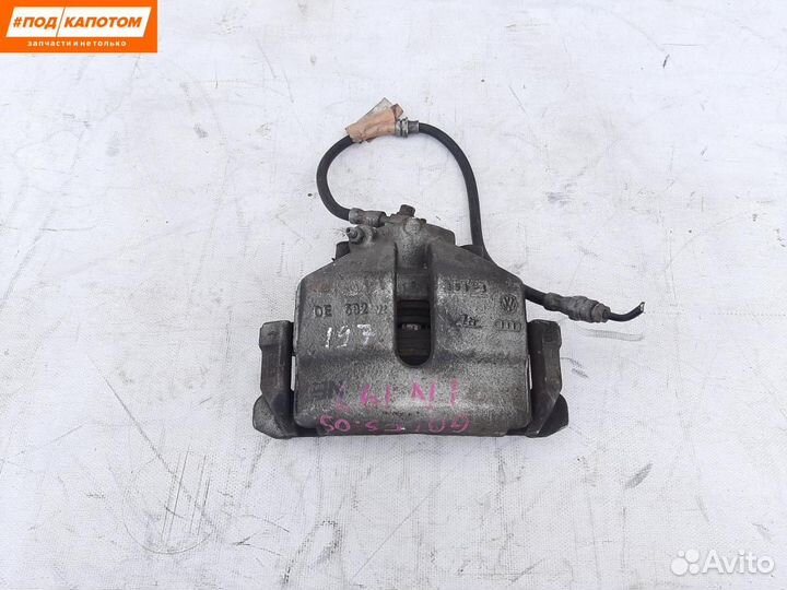 Суппорт тормозной передний правый Volkswagen Golf