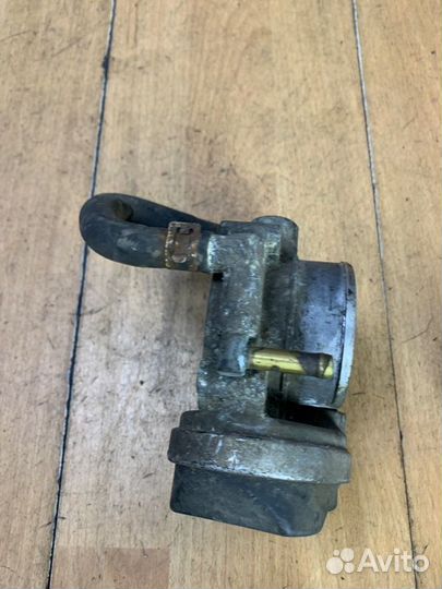 Дроссельная заслонка Opel Zafira B Z18XER