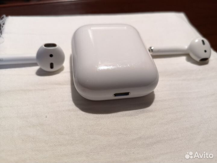 Apple AirPods 1 gen (оригинал)