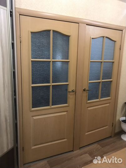 Дверь деревянная бу