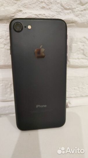 iPhone 7, 32 ГБ