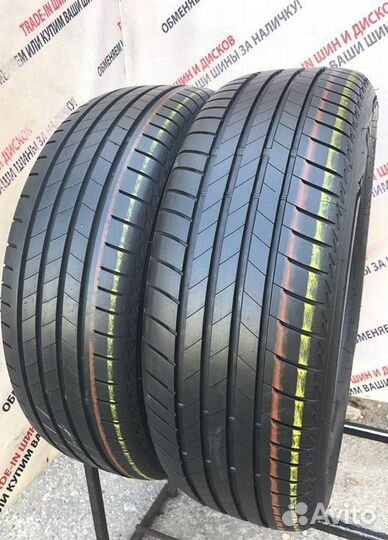 Bridgestone Turanza T005 215/60 R17