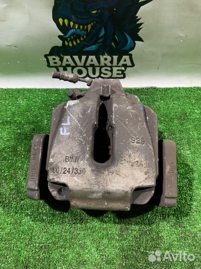 Суппорт передний левый Bmw 5 F10 N52B25AF 2011