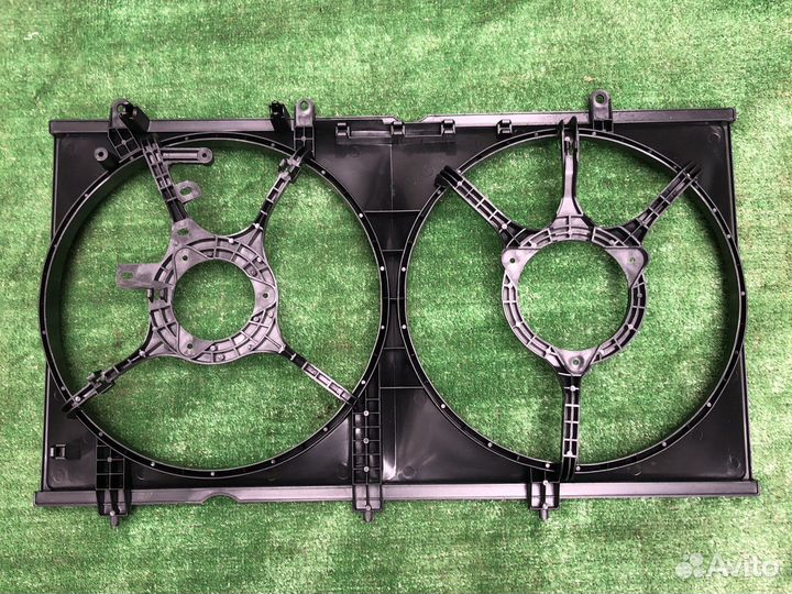 Диффузор lancer 9 mr968365