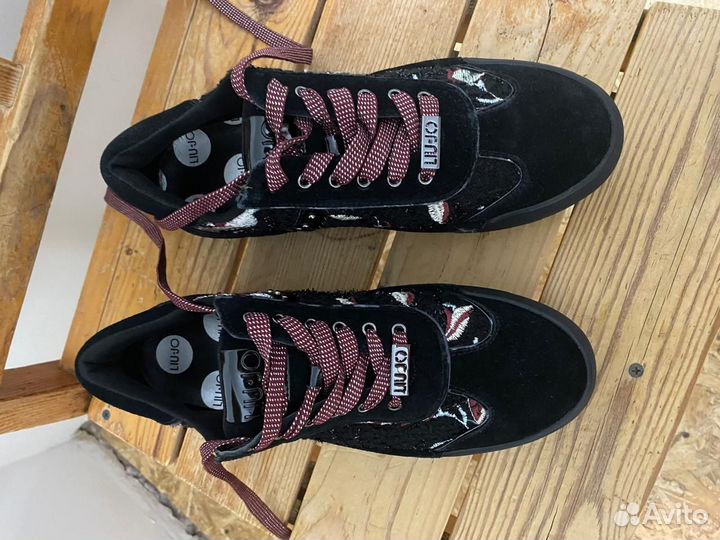 Ботинки женские 38