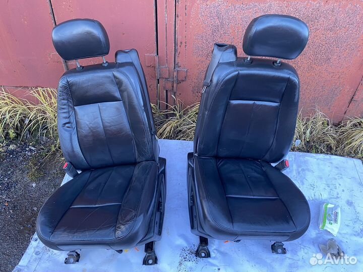 Сиденья chevrolet trailblazer 01-09