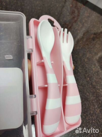 Набор детских столовых приборов в контейнере