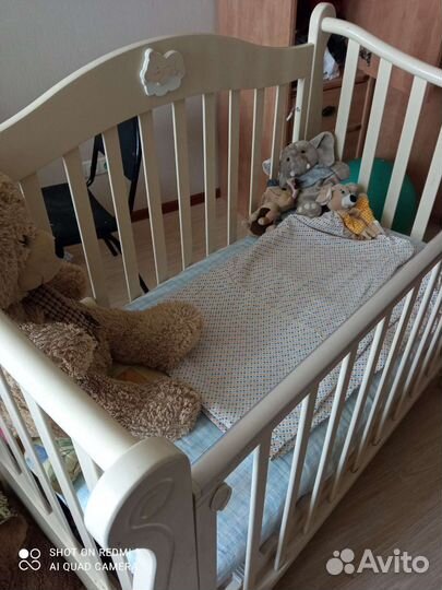 Детская кровать плюс матрас и камод, уместен торг