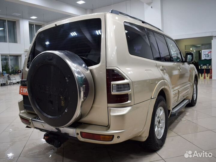 Mitsubishi Pajero 3.2 AT, 2001, 441 000 км