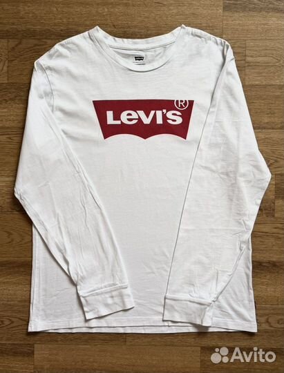 Лонгслив Levis
